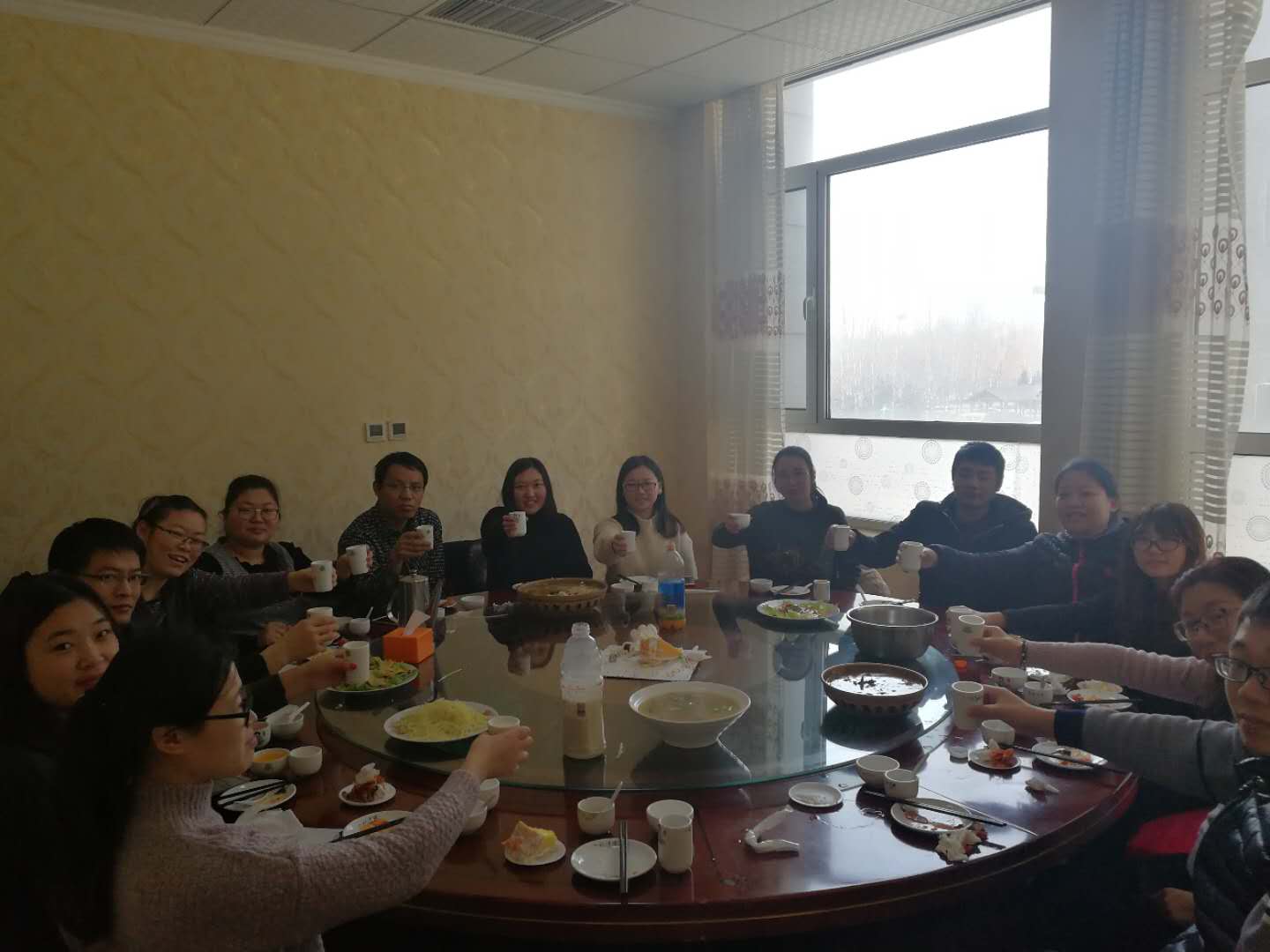 员工生日|在奋斗的时光里，蓝网感恩有你